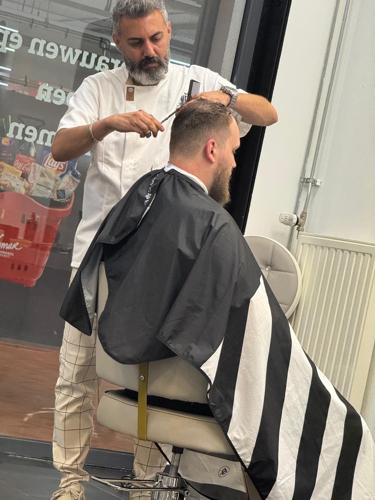 Meysam Cutting Hair 3